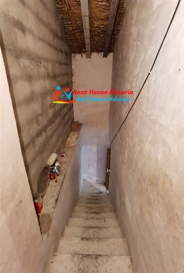 Image No.40-Maison de campagne de 6 chambres à vendre à Oria