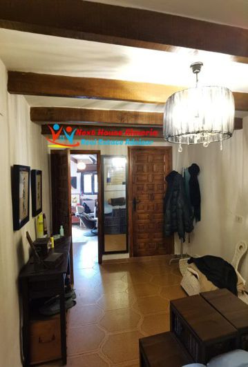 Image No.12-2 Bed Country House for sale