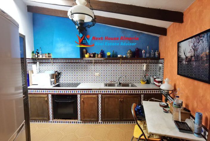 Image No.18-2 Bed Country House for sale