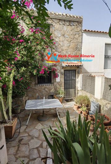 Image No.3-2 Bed Country House for sale