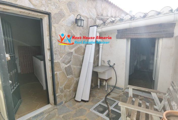 Image No.44-2 Bed Country House for sale