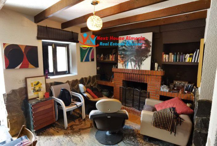 Image No.48-2 Bed Country House for sale