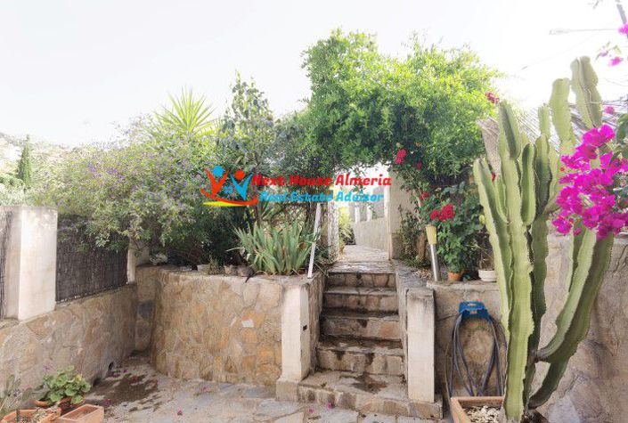 Image No.51-2 Bed Country House for sale