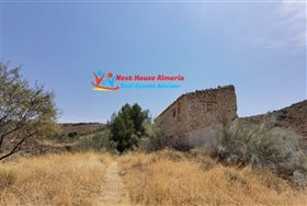 Image No.1-Maison de campagne de 5 chambres à vendre à Almeria