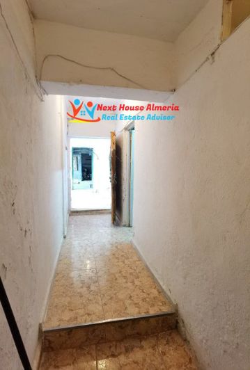 Image No.20-Maison de campagne de 8 chambres à vendre à Albox