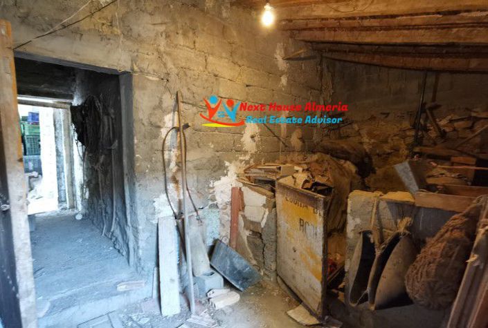 Image No.30-Maison de campagne de 8 chambres à vendre à Albox