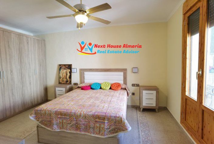 Image No.43-7 Bed Country House for sale