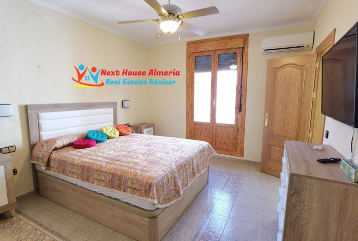 Image No.47-7 Bed Country House for sale