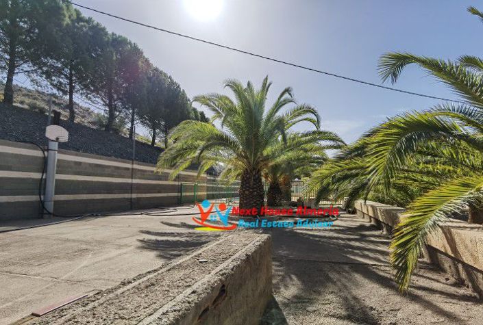 Image No.9-7 Bed Country House for sale