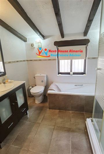 Image No.32-Maison de campagne de 3 chambres à vendre à Cullar