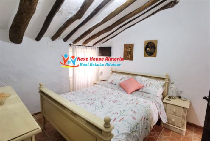 Image No.43-Maison de campagne de 3 chambres à vendre à Cullar