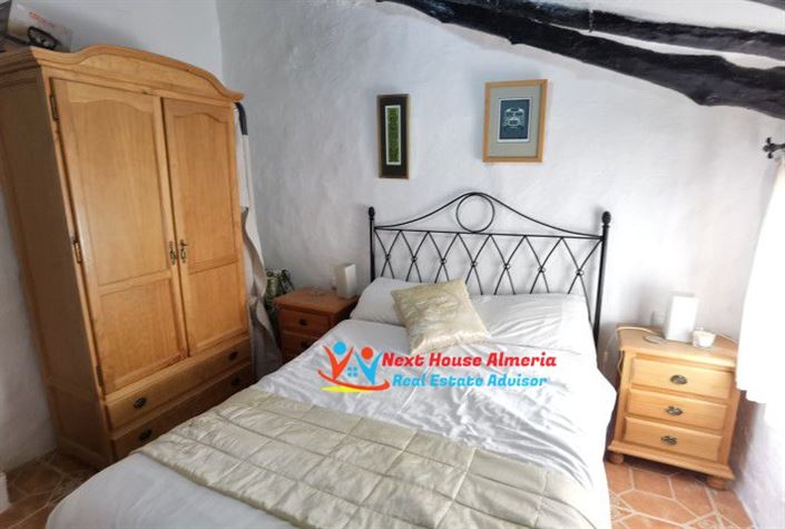 Image No.50-Maison de campagne de 3 chambres à vendre à Cullar