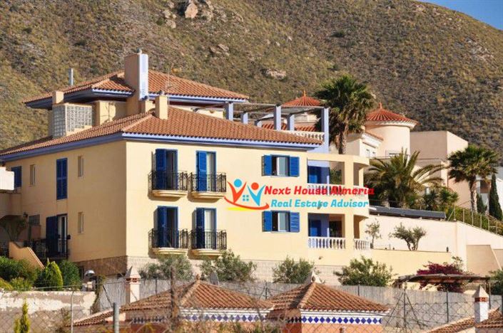 Image No.1-Villa de 9 chambres à vendre à Águilas