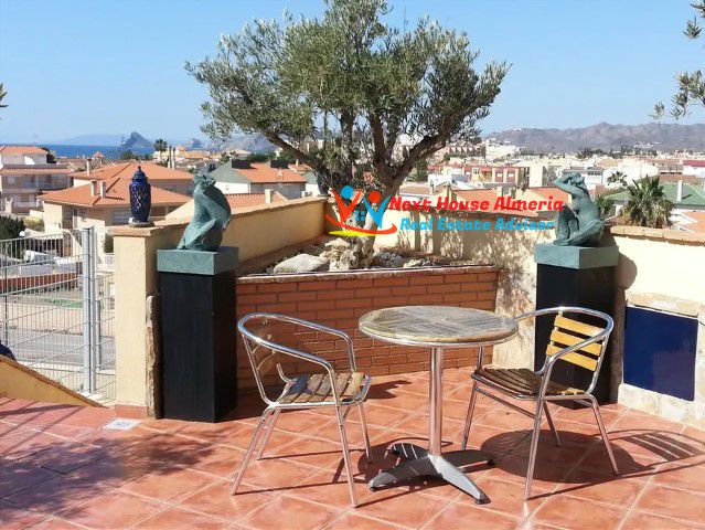 Image No.10-9 Bed Villa for sale