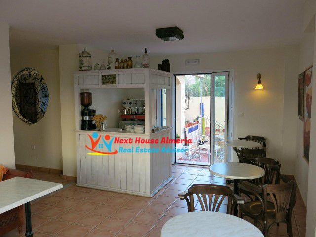 Image No.17-9 Bed Villa for sale