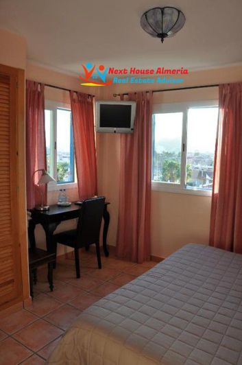 Image No.26-9 Bed Villa for sale