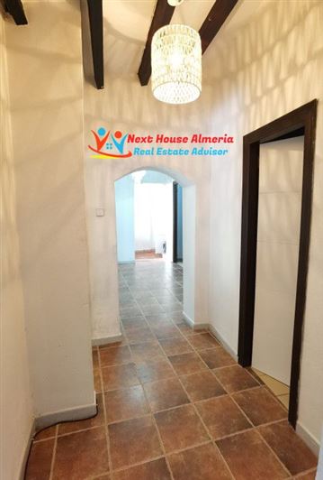 Image No.44-5 Bed Townhouse for sale