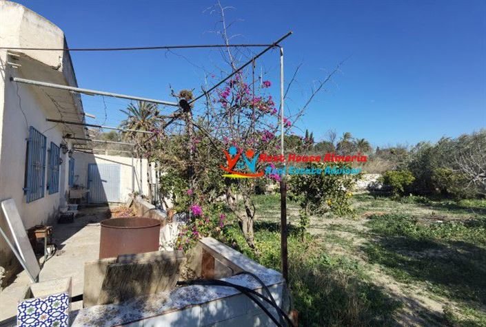 Image No.4-1 Bed Country House for sale