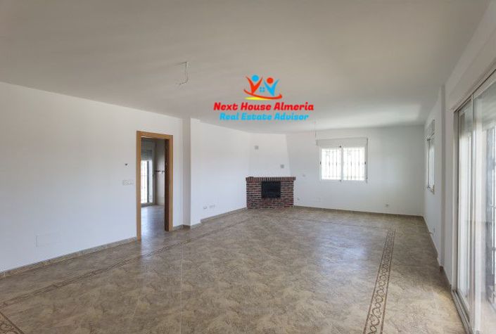 Image No.19-5 Bed Villa for sale