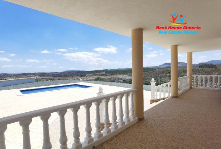 Image No.9-5 Bed Villa for sale