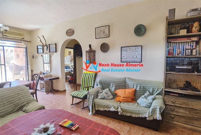 Image No.19-3 Bed Country House for sale