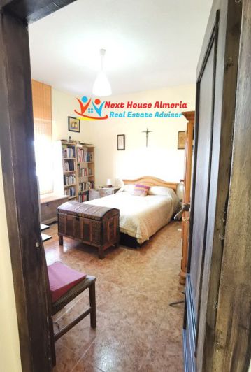 Image No.22-3 Bed Country House for sale