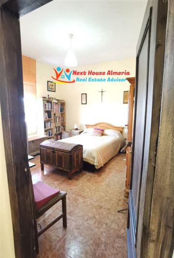 Image No.22-3 Bed Country House for sale