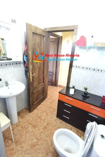 Image No.29-3 Bed Country House for sale