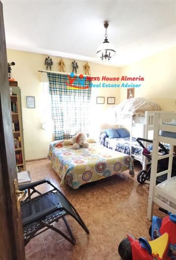 Image No.30-3 Bed Country House for sale