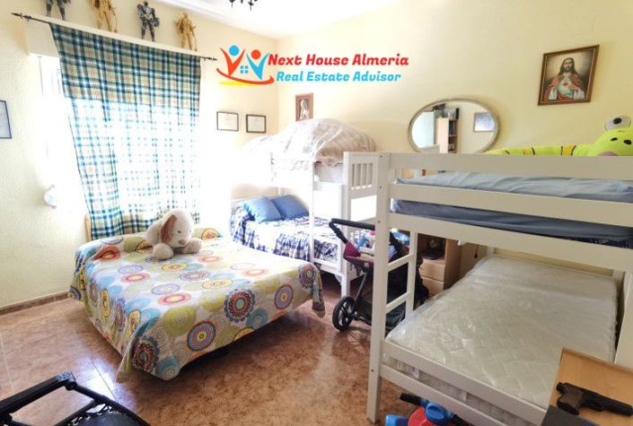 Image No.31-3 Bed Country House for sale