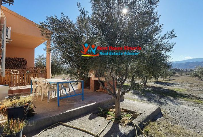 Image No.7-3 Bed Country House for sale