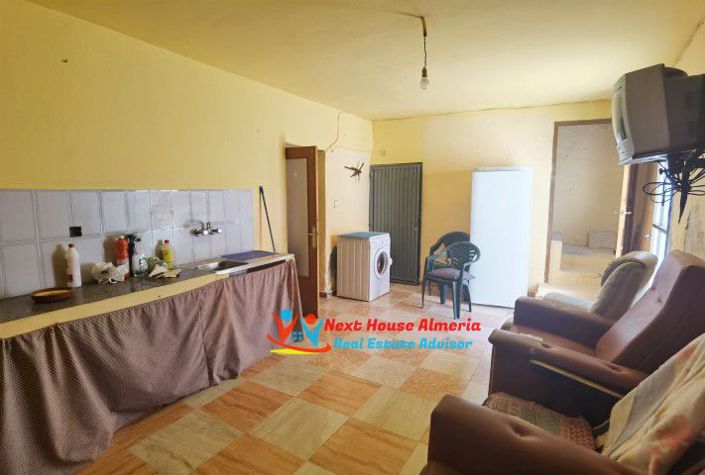 Image No.28-6 Bed Country House for sale