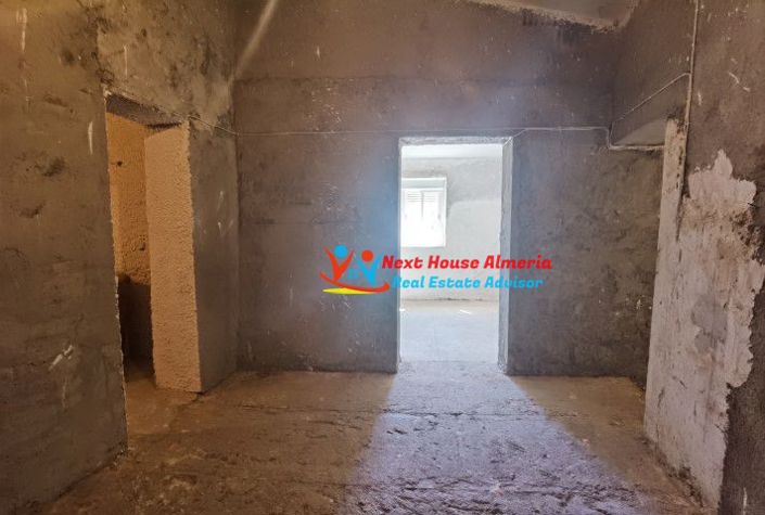 Image No.34-6 Bed Country House for sale