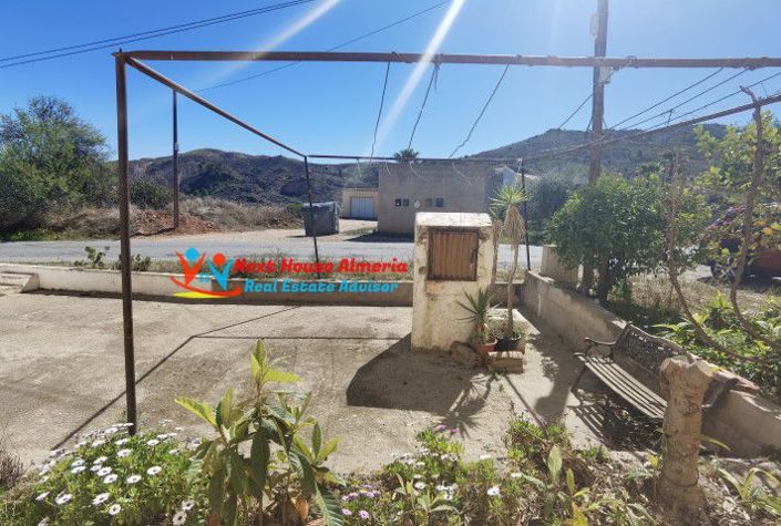 Image No.46-6 Bed Country House for sale