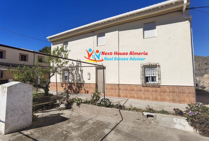 Image No.48-6 Bed Country House for sale