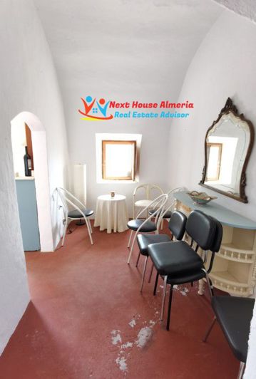 Image No.20-3 Bed Country House for sale