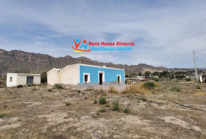 Image No.3-3 Bed Country House for sale