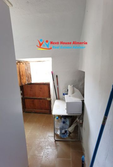 Image No.24-3 Bed Country House for sale