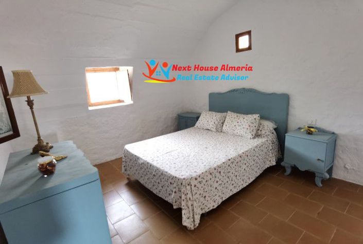 Image No.29-3 Bed Country House for sale