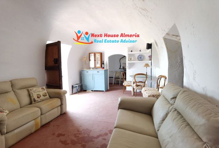 Image No.34-3 Bed Country House for sale