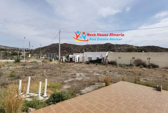 Image No.37-3 Bed Country House for sale