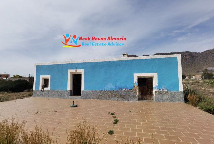 Image No.38-3 Bed Country House for sale