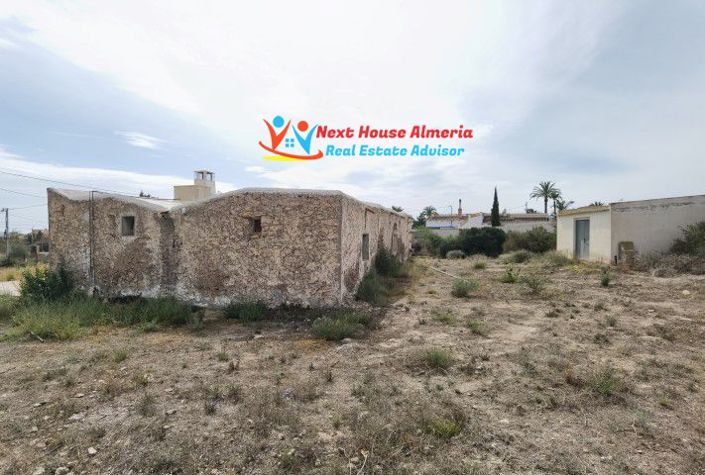 Image No.41-3 Bed Country House for sale