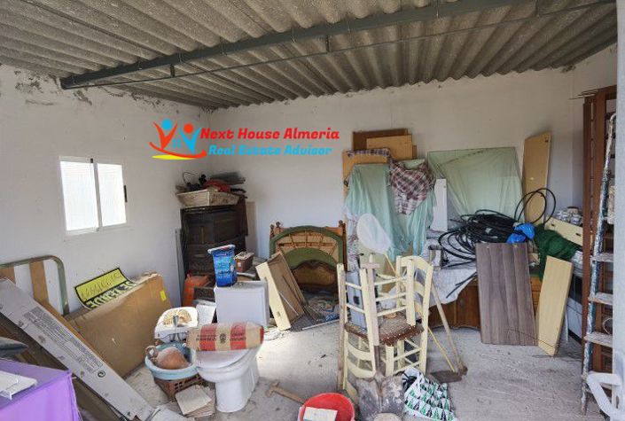 Image No.44-3 Bed Country House for sale