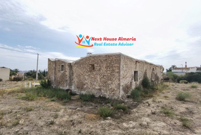 Image No.47-3 Bed Country House for sale