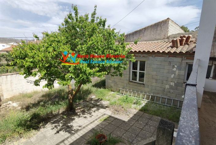 Image No.12-5 Bed Country House for sale