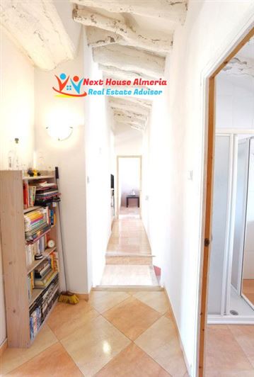 Image No.41-5 Bed Country House for sale