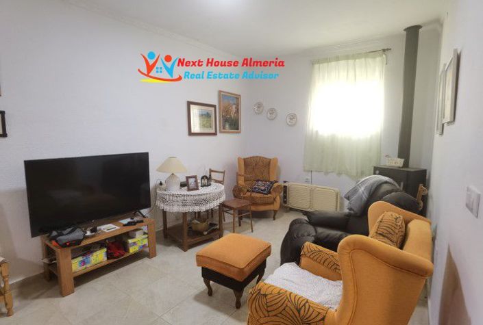 Image No.14-5 Bed Townhouse for sale