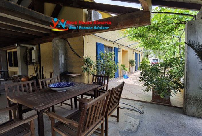 Image No.30-3 Bed Country House for sale