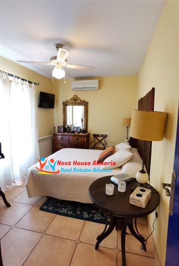 Image No.37-3 Bed Country House for sale